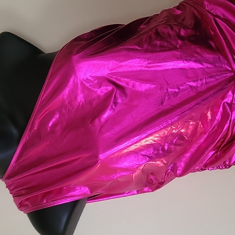 Metallic Fuchsia One-Shoulder Romper - Picture 4 of 6